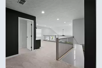 143 Town Centre Drive, Grandview Heights, OH 44147 - Photo 23