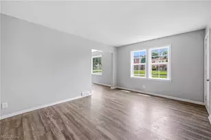 4230 Chester Dr, Boardman, OH 44512 - Photo 5