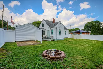 492 E Woodsdale Avenue, Akron, OH 44301 - Photo 11