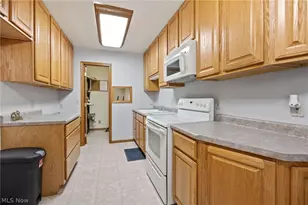 2685 Kenyon Ave NW, Massillon, OH 44647 - Photo 9