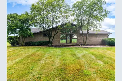 2685 Kenyon Avenue NW, Massillon, OH 44647 - Photo 1