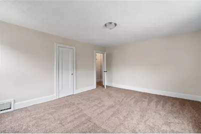 1061 Emma Avenue, Akron, OH 44302 - Photo 17
