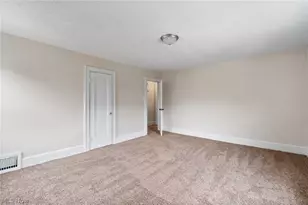 1061 Emma Ave, Akron, OH 44302 - Photo 17