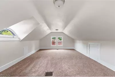 1061 Emma Avenue, Akron, OH 44302 - Photo 25