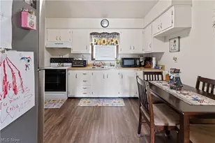 270-272 Oregon Ave, Weirton, WV 26062 - Photo 23