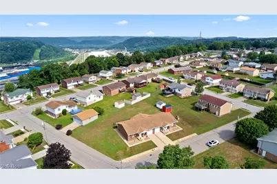 270-272 Oregon Avenue, Weirton, WV 26062 - Photo 37