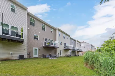 1422 Chateau Place, Avon, OH 44011 - Photo 7