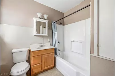 236 N Heights Avenue, Youngstown, OH 44505 - Photo 23