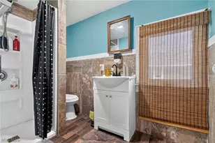 978 Wooster Rd, Barberton, OH 44203 - Photo 15