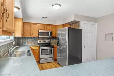 2380 Benton Street, Akron, OH 44312 - Photo 11