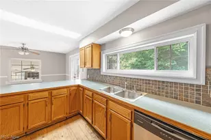2380 Benton St, Akron, OH 44312 - Photo 13