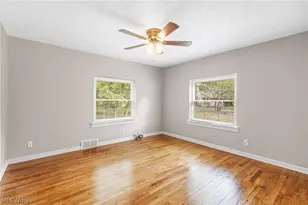 2380 Benton St, Akron, OH 44312 - Photo 15