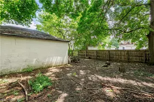 228 Para Ave, Akron, OH 44305 - Photo 27