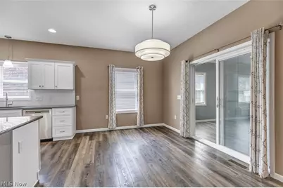 38155 Highgate Bluff Lane, Willoughby, OH 44094 - Photo 7