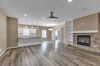 38155 Highgate Bluff Lane, Willoughby, OH 44094 - Photo 5