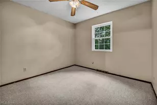 2725 Roberts Ave NW, Canton, OH 44709 - Photo 21