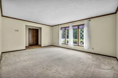 2725 Roberts Avenue NW, Canton, OH 44709 - Photo 11