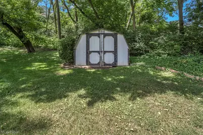 2725 Roberts Avenue NW, Canton, OH 44709 - Photo 41