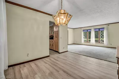 2725 Roberts Avenue NW, Canton, OH 44709 - Photo 9