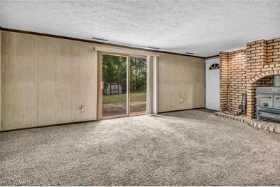 2725 Roberts Avenue NW, Canton, OH 44709 - Photo 5