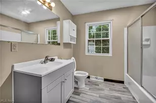 2725 Roberts Ave NW, Canton, OH 44709 - Photo 19