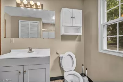 2725 Roberts Avenue NW, Canton, OH 44709 - Photo 17