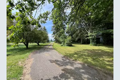 3527 Footville Richmond Road, Rock Creek, OH 44084 - Photo 11