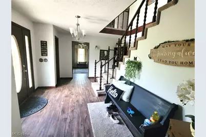 524 Ridgewood Boulevard, Belpre, OH 45714 - Photo 3