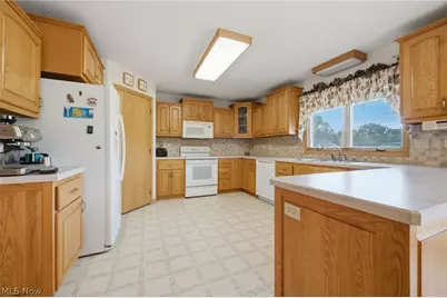7300 Neff Road, Valley City, OH 44280 - Photo 9