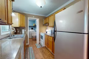 1575 Grove Ave, Madison, OH 44057 - Photo 7