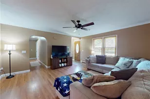 1575 Grove Ave, Madison, OH 44057 - Photo 11