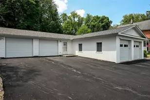 751 Earl Rd NW, Massillon, OH 44647 - Photo 5