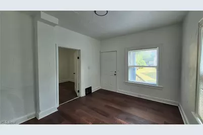 12512 Rexford Avenue, Loveland, OH 44105 - Photo 5