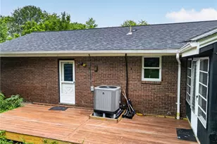 6784 Grandview Dr, Andover, OH 44003 - Photo 5