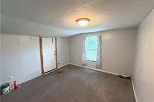 349 Fishers Ln, Zanesville, OH 43701 - Photo 11
