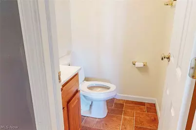 3233 Saint Charles Drive, Steubenville, OH 43952 - Photo 17