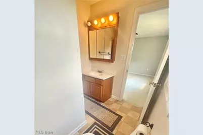 3233 Saint Charles Drive, Steubenville, OH 43952 - Photo 27