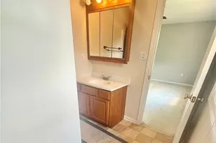 3233 St Charles Dr, Steubenville, OH 43952 - Photo 27
