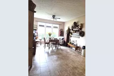 349 Springbrook Circle, Elyria, OH 44035 - Photo 5