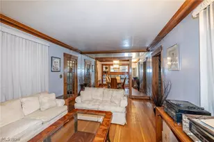 1017 East Blvd, Loveland, OH 44108 - Photo 5