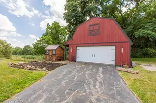 9503 Mennonite Rd, Wadsworth, OH 44281 - Photo 25