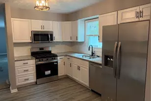 7619 Red Fox Dr, Boardman, OH 44512 - Photo 5