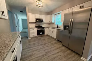 7619 Red Fox Dr, Boardman, OH 44512 - Photo 9