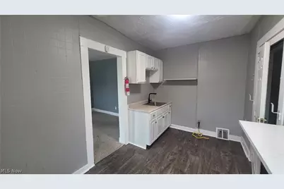 1261 E 99 Street, Loveland, OH 44108 - Photo 7