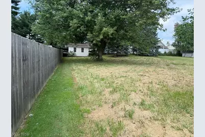 84 Howard Street, Austintown, OH 44515 - Photo 5