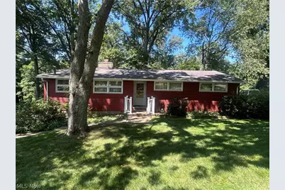 2305 Helena Avenue NW, Massillon, OH 44646 - Photo 1