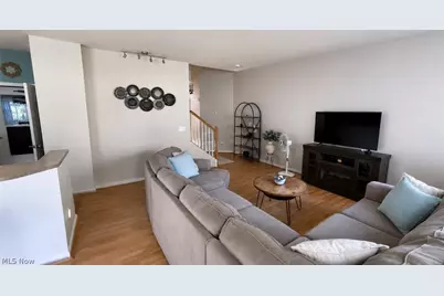 2923 Stratford Way, Willoughby Hills, OH 44092 - Photo 9