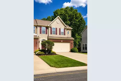 2923 Stratford Way, Willoughby Hills, OH 44092 - Photo 1