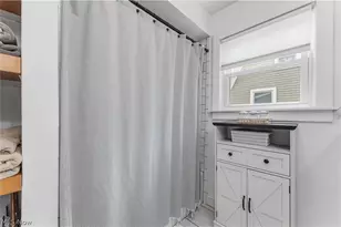 1563 Lewis Dr, Oakwood, OH 44107 - Photo 25