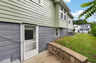 426 Queisner Ave, Lowellville, OH 44436 - Photo 31